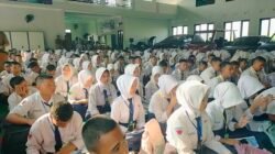 Polsek Jetis Polres Mojokerto Kota Hadir di MPLS: Menanamkan Kesadaran Safety Riding, Bahaya NAPZA, dan Stop Bullying